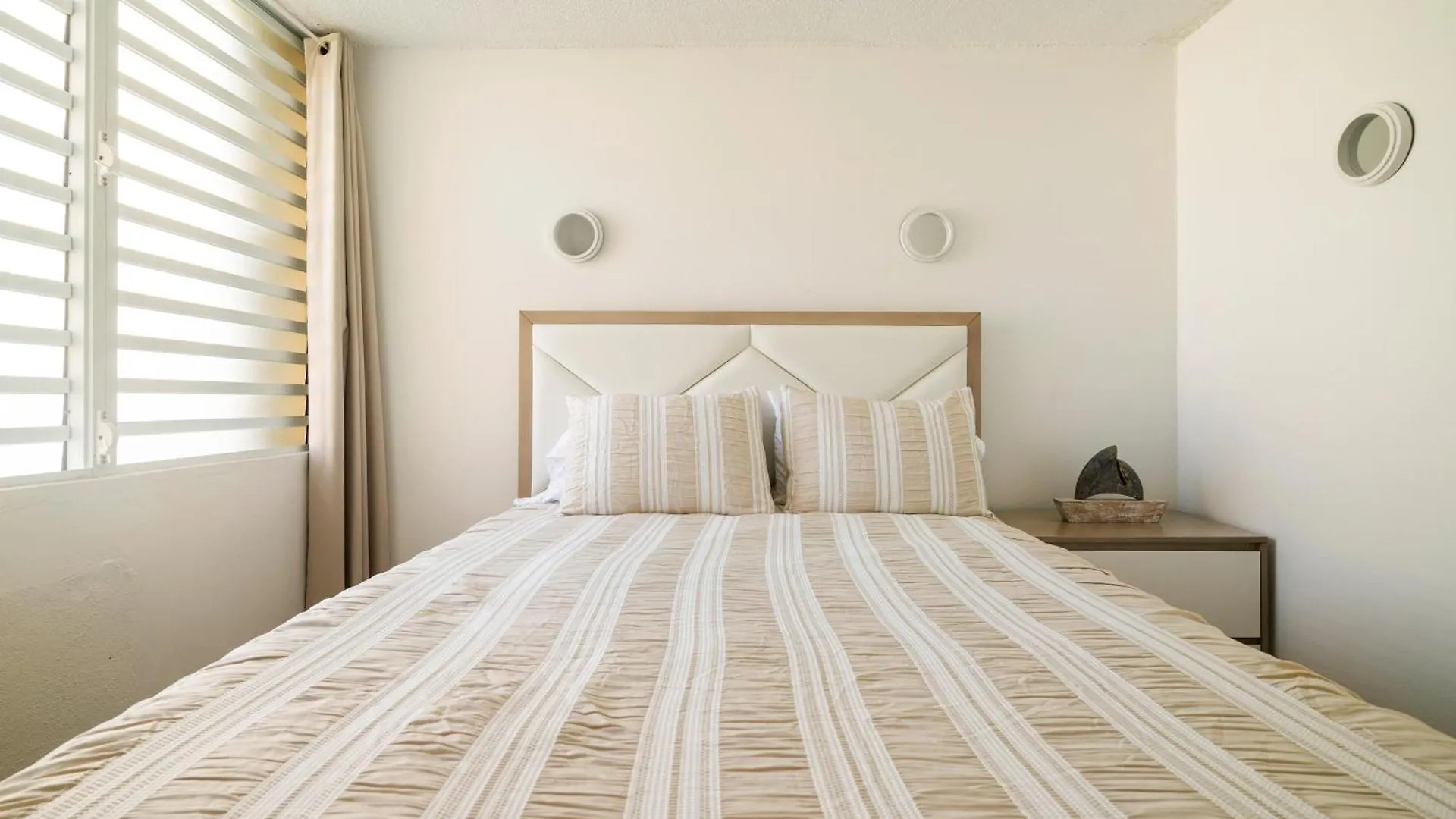 Ocean Blue Beach Apt Luquillo Apartment