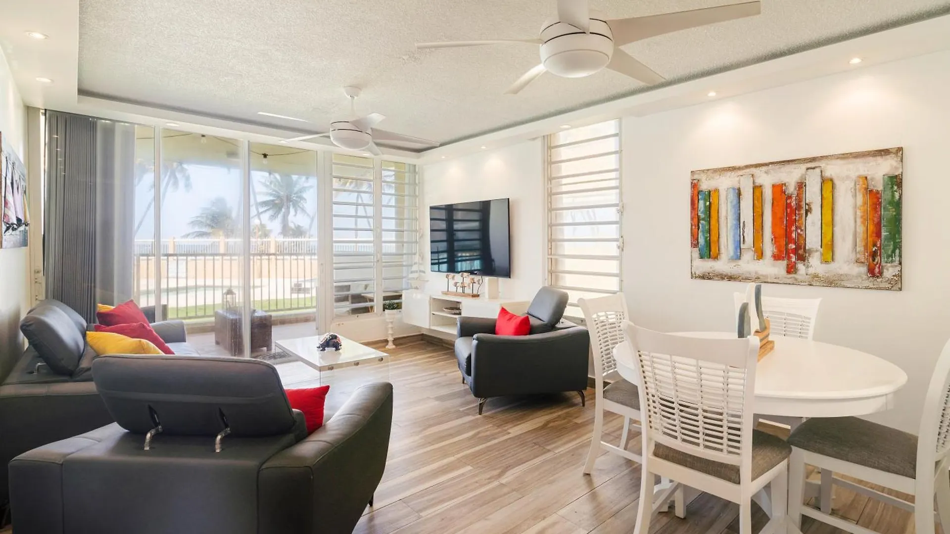 Ocean Blue Beach Apt Luquillo 0*,  Puerto Rico
